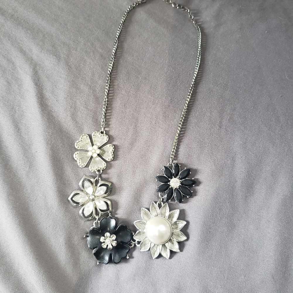 Flower Necklace